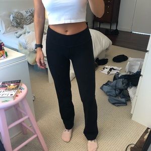 Lululemon yoga pants